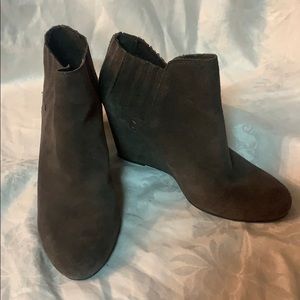 Dolce Vita suede wedge bootie boots soft brown